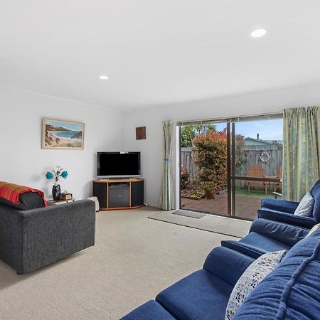 Riviera Casa - Mount Maunganui Holiday Home ภายนอก รูปภาพ