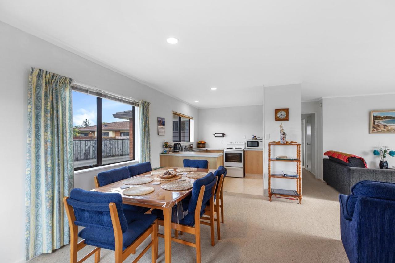 Riviera Casa - Mount Maunganui Holiday Home ภายนอก รูปภาพ