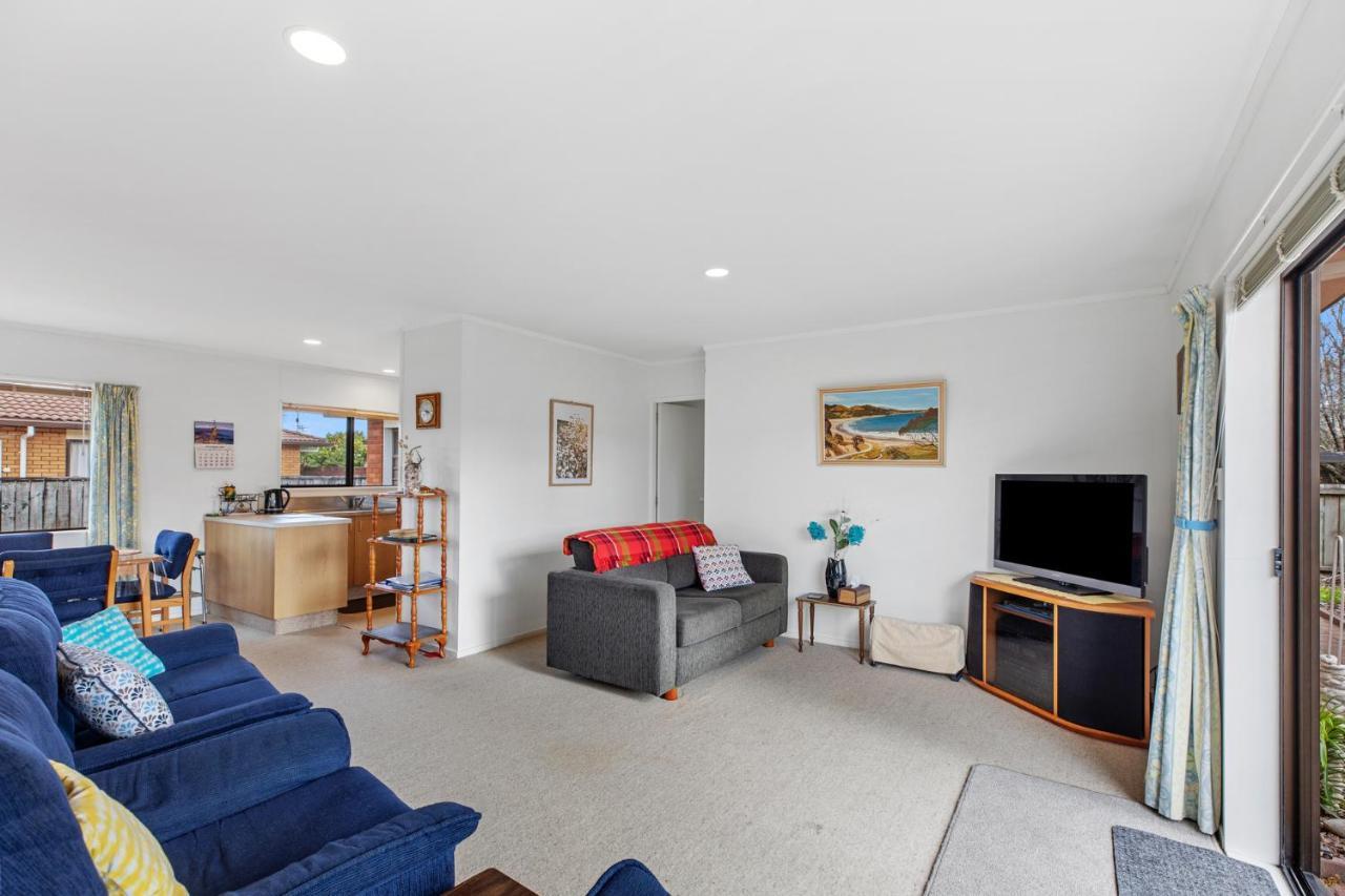 Riviera Casa - Mount Maunganui Holiday Home ภายนอก รูปภาพ