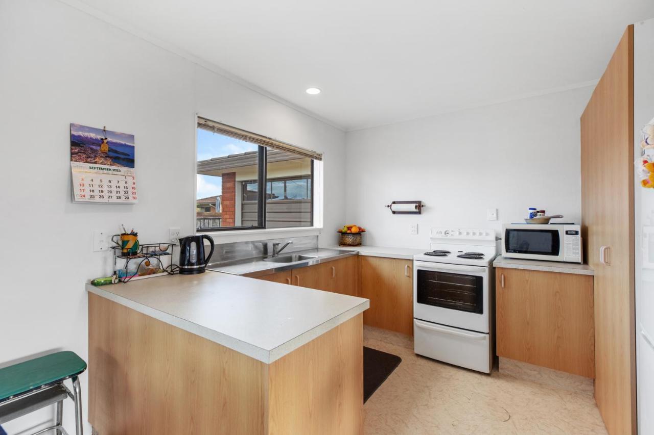 Riviera Casa - Mount Maunganui Holiday Home ภายนอก รูปภาพ